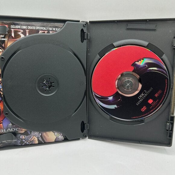 Blade: Trinity (Unrated) (DVD) - Picture 5 of 5